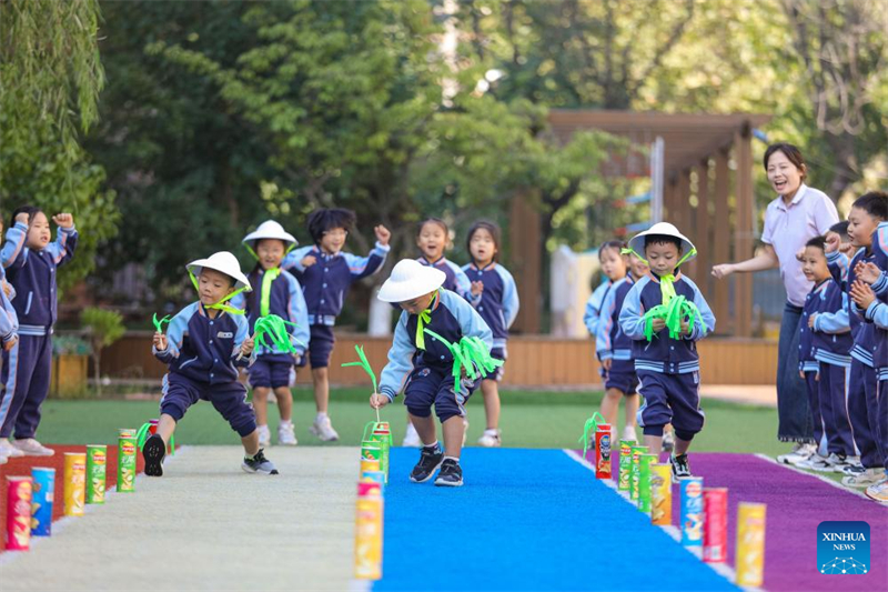 Θεματικ?? εκδηλ?σει? πραγματοποι?θηκαν σε ?λη την Κ?να για τον εορτασμ? τη? Παγκ?σμια? Ημ?ρα? Τροφ?μων
