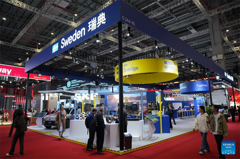 Μια ματι? στα περ?πτερα των τιμ?μενων χωρ?ν-επισκεπτ?ν στην 8η Διεθν? ?κθεση Εισαγωγ?ν τη? Κ?να?