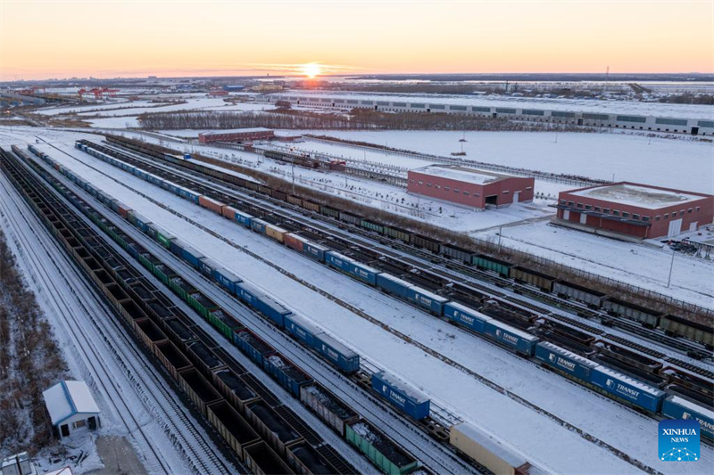 Το Σιδηροδρομικ? Λιμ?νι τη? π?λη? Τονγκτζι?νγκ αναδεικν?εται σε βασικ? τμ?μα του ανατολικο? διαδρ?μου τη? σιδηροδρομικ?? γραμμ?? μεταφορ?? εμπορευμ?των Κ?να?-Ευρ?πη?